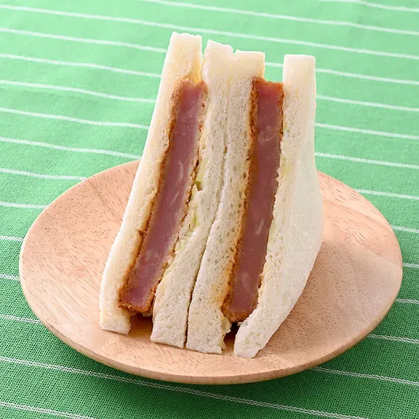 厚切りハムカツサンド