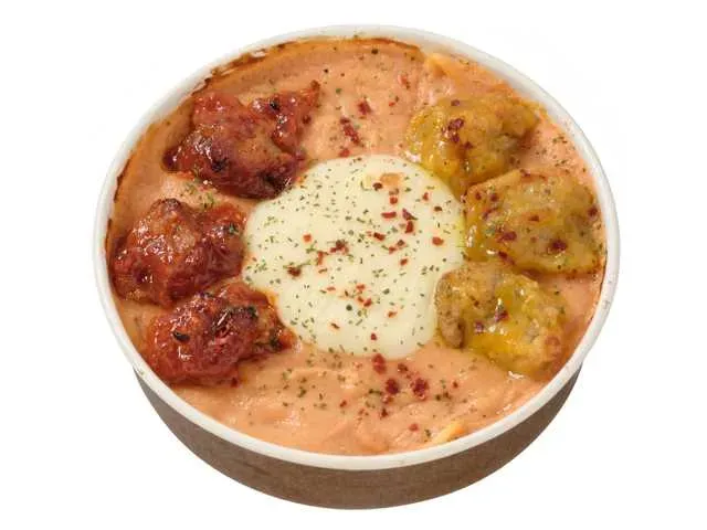 Rose Cream Baked Pasta & 2 Kinds of Korean Chicken