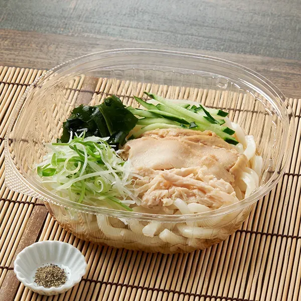 Chilled Chicken Salt Udon Packed with Savory Chicken Flavor