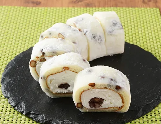 Salted Sweet Bean Daifuku Style Soft Roll Cake