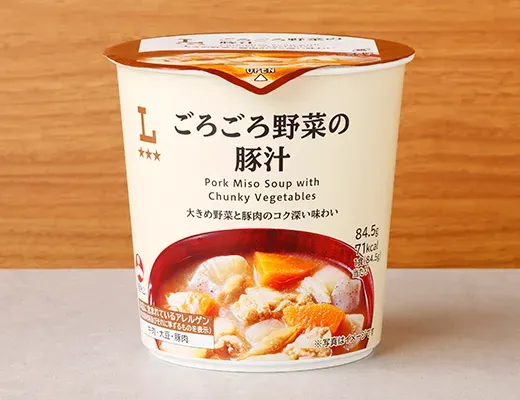 큼직한 야채가 들어간 돈지루