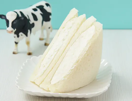 MILK 감수 생크림 듬뿍 샌드위치