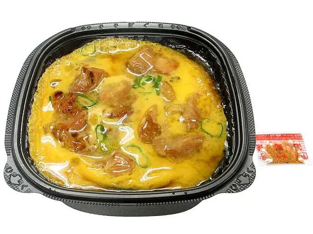 お出汁が香る炙り鶏の親子丼