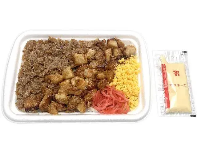 Melt-in-the-Mouth Chashu Rice with Glutinous Barley (Made with Hokkaido Pork)
