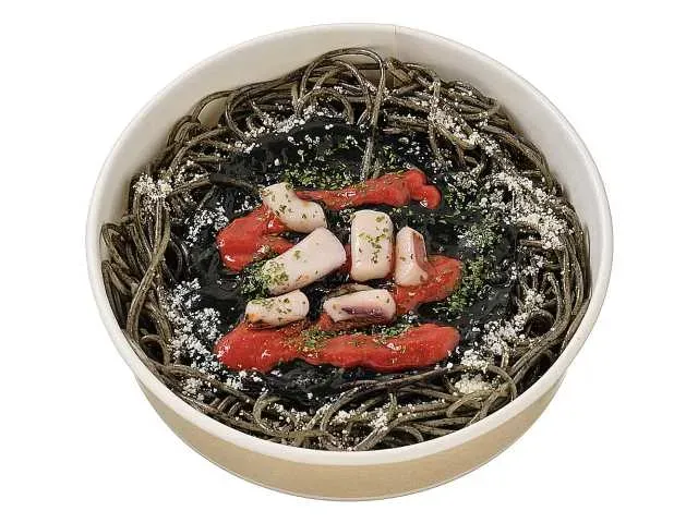 ヤミ闇やみつき イカ墨パスタ