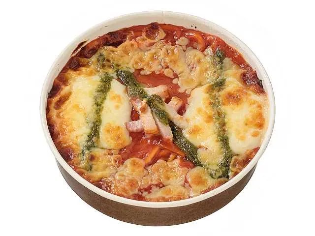 チーズの虜 うまトマソース 焼きパスタ