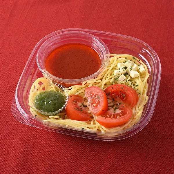 Cold Fresh Pasta with Tomato & Basil Supervised by KAMAKURA PASTA