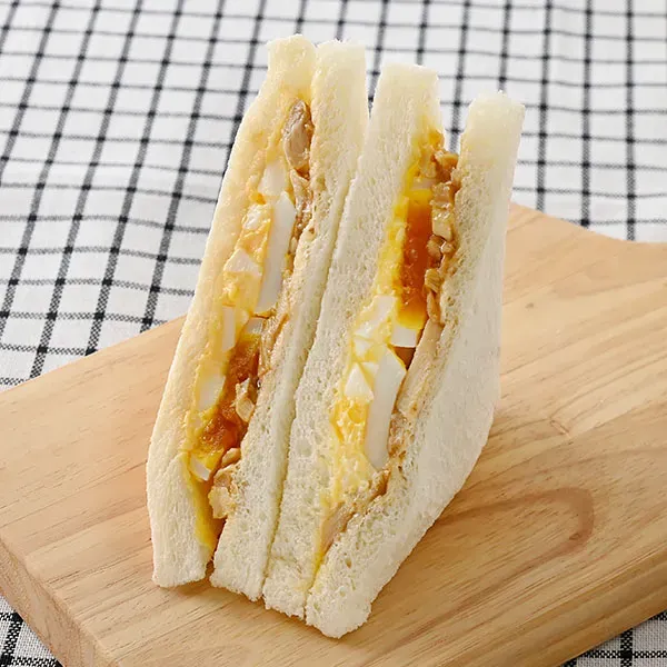 テリヤキチキンとたまごのサンド
