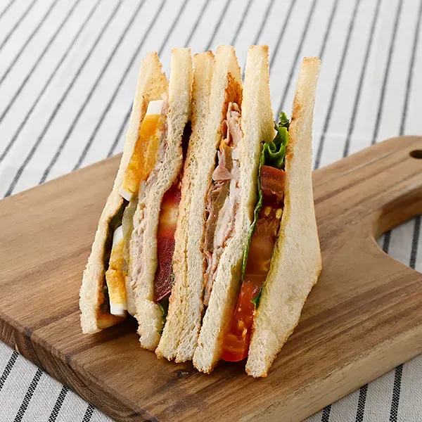 Clubhouse Sandwich with Japanese Chicken Breast, Thick-Cut Tomato & Boiled Egg