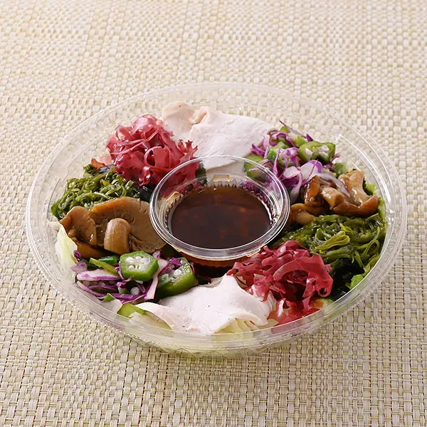 鶏むね肉と大粒なめこのサラダ