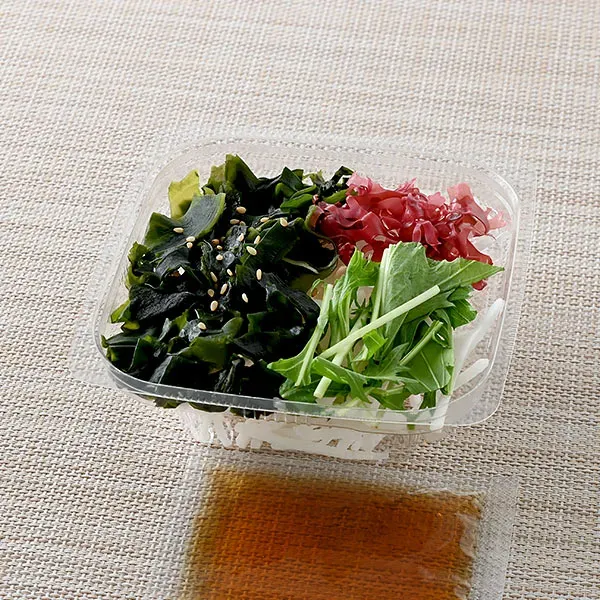大根と海藻のサラダ