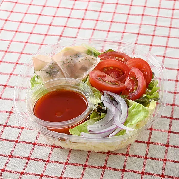 トマトと生ハムのパスタサラダ