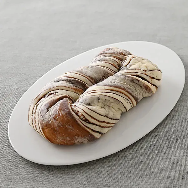 Soft and Chewy Bread (Chocolate)