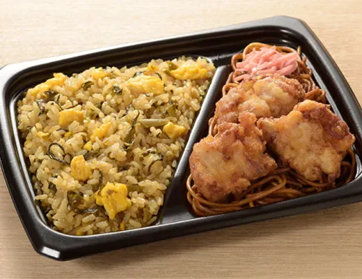 九州産辛子高菜の炒飯&ソース焼そば