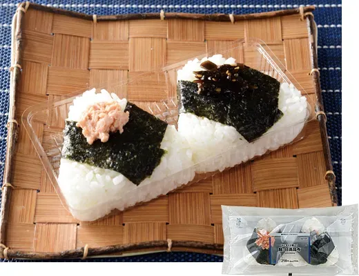 2 Rice Balls (Salmon & Hidaka Kelp)