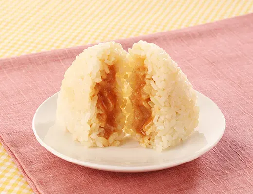 バター風味のたらこおにぎり(醤油仕立て)