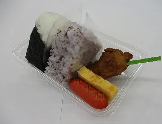 おむすびセット(おかかとゆかり)