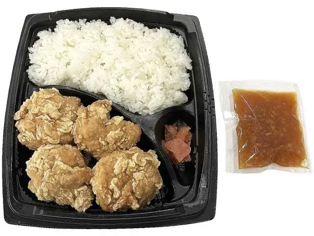 특제 갈은 무 폰즈에 찍어 먹는 닭고기 타츠타아게 도시락