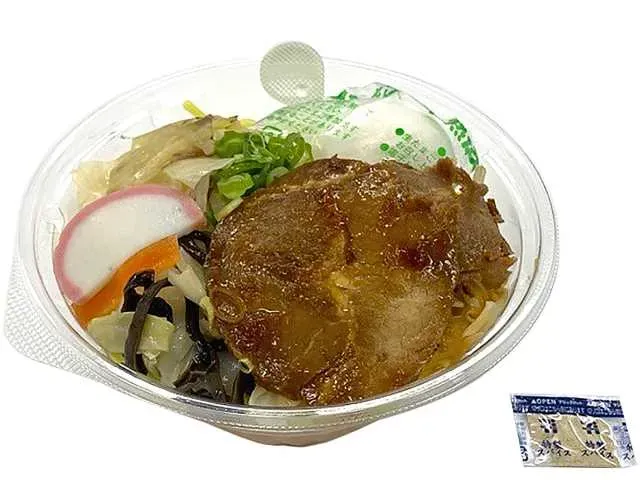 냉 야와타하마 짬뽕 차슈 계란 토핑