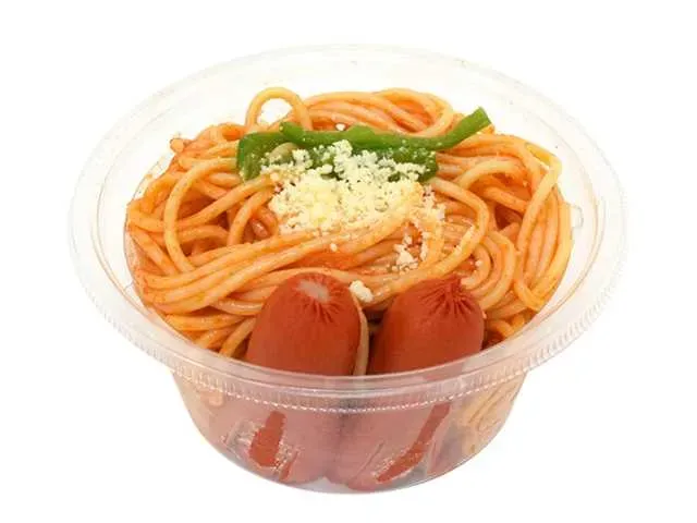 Octopus-Shaped Sausage & Rich Flavor Naporitan Salad