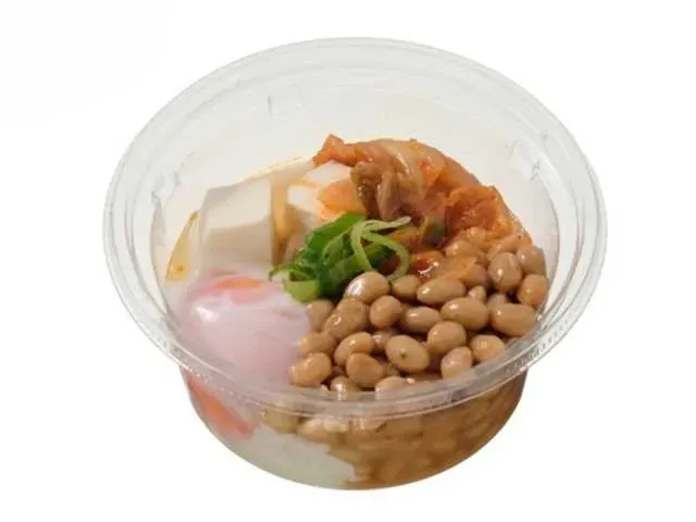 단백질을 섭취할 수 있는 온천달걀 김치 낫토