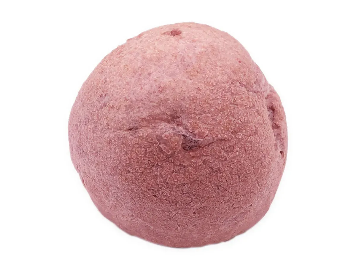 Blueberry Moco Cream Puff (Using Shizuoka Blueberry)