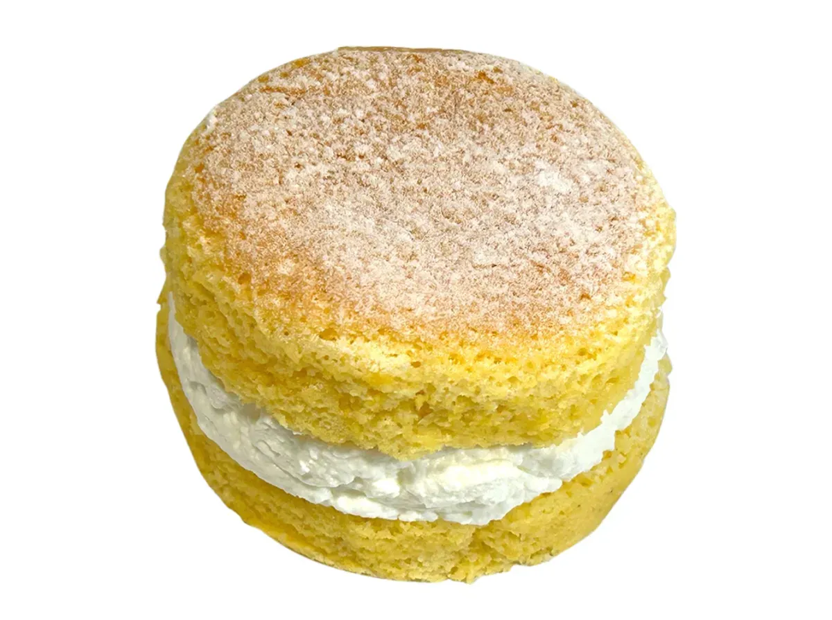 7 PREMIUM Souffle Pancakes with Whipped Cream & Custard