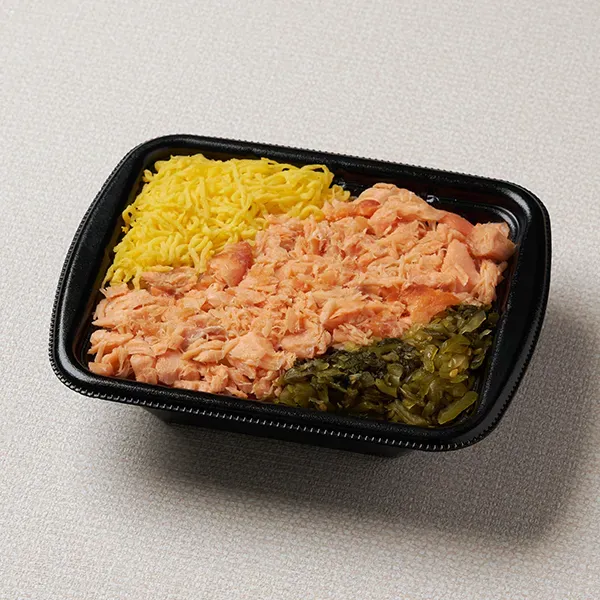 Flaked Salmon Rice (Japanese Dashi Rice)