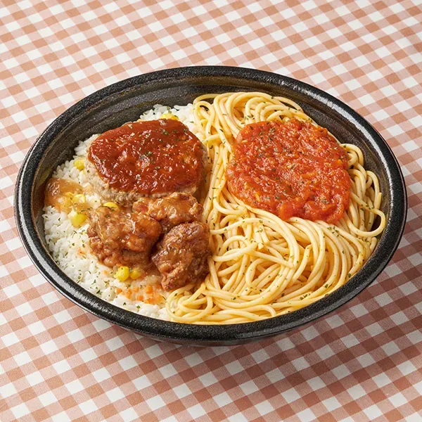 Mega Portion! Tomato Pasta & Hamburg Steak / Fried Chicken Bento