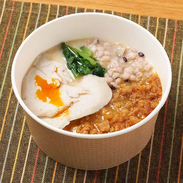 国産鶏むね肉と小松菜の豆乳担担春雨スープ