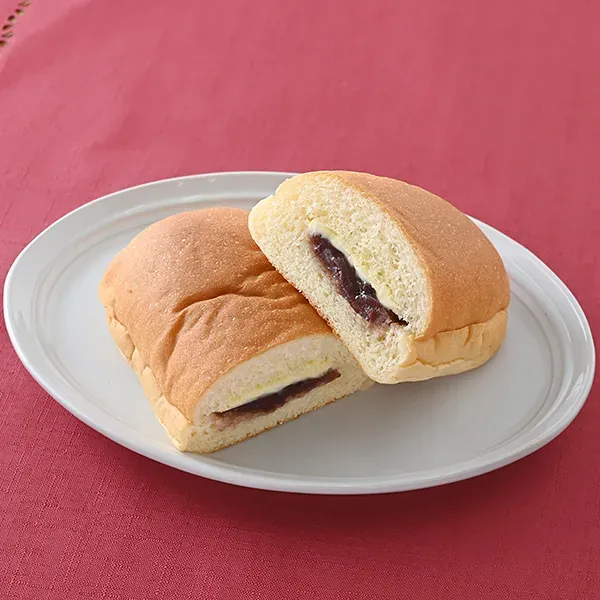 Fresh Koppepan (Sweet Red Bean & Margarine)