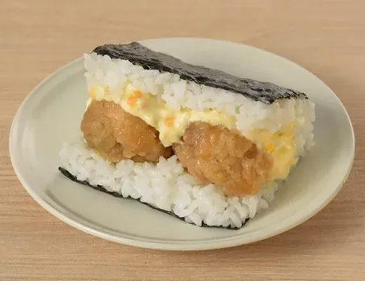 미야자키의 맛 타르타르 치킨난반 주먹밥