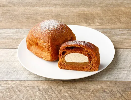 BREAD,ESPRESSO & HITOYASUMI Supervised Caffe Latte Danish