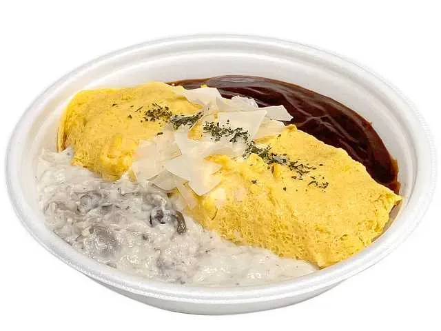 Mushroom Cream & Demi-Glace Sauce Omelet Rice