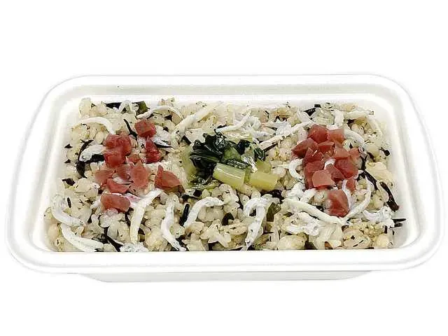 梅としらすのもち麦ひじきごはん