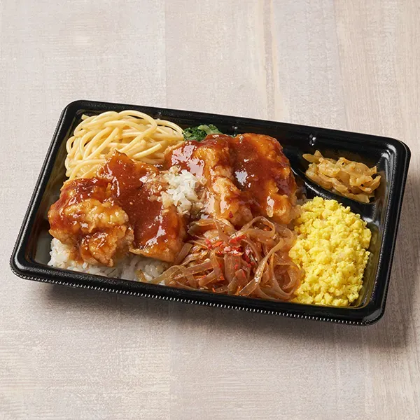 特製香味ダレの油淋鶏弁当(麦入りごはん)