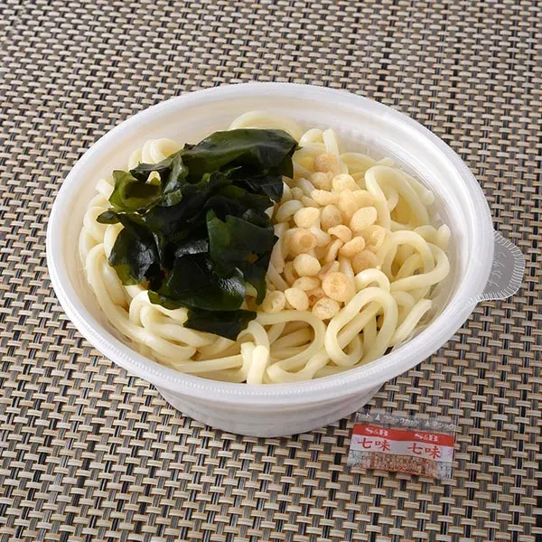 특제 육수 타누키 미역 우동