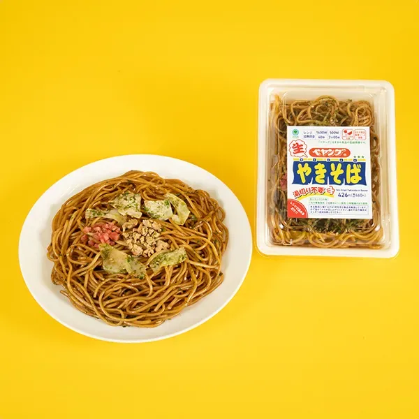 [FamilyMart 45th Anniversary! FamilyMart Collaboration Festival] Fresh PEYOUNG Sauce Yakisoba