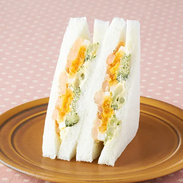 Egg & Shrimp Broccoli Sandwich