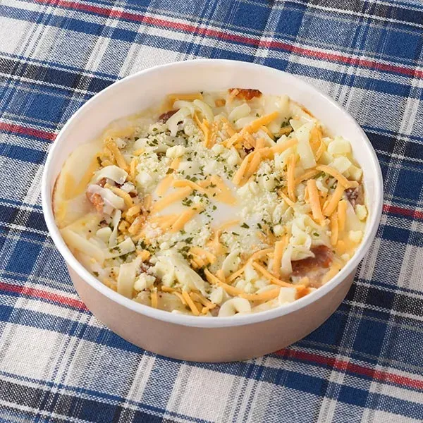 【背徳のチーズコンビニ飯】4種チーズの沼 ※グラタンです