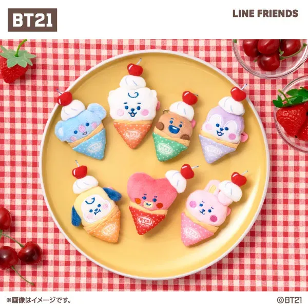 BT21 ぬいぐるみバッジ