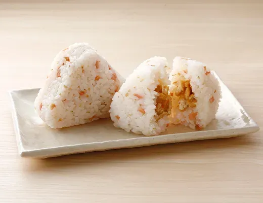 白ごまと新生姜のさかさいなり(味付刻みおあげさん入り)