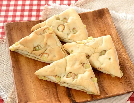 もっちりとしたアップルシナモンパン 4個入
