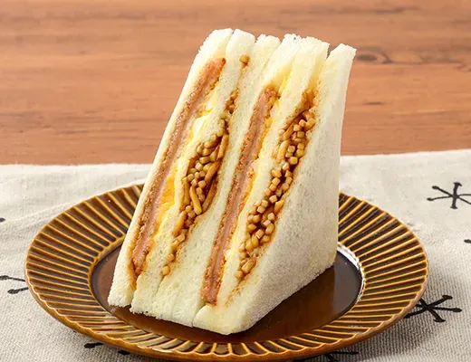 Ham Cutlet & Yakisoba Sandwich