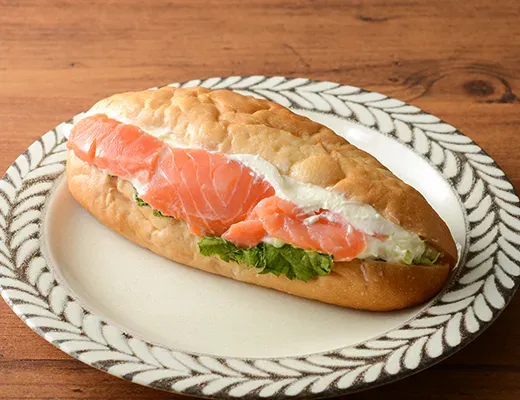 ROLL Sandwich Salmon & Mascarpone