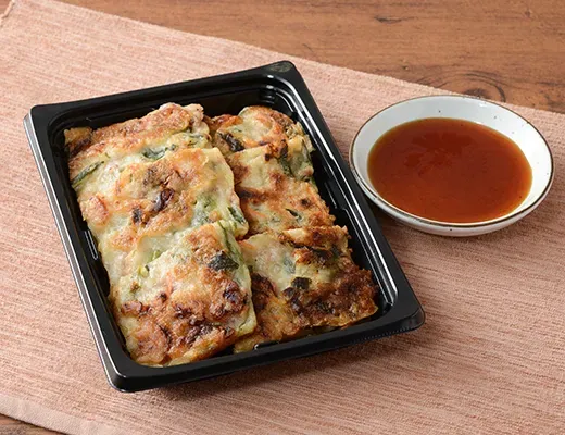 Teppan Hand-Grilled Chewy Squid Chijimi (Korean Pancake)