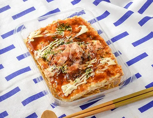 Stall-Style Okonomiyaki (with Squid) & Yakisoba