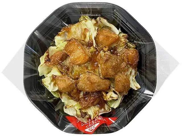 세이류 미도리 치킨을 사용한 케이찬 덮밥 간장맛