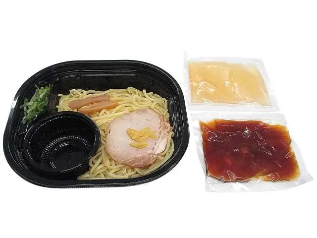 Soy Sauce Tsukemen Loosened with Kelp Water