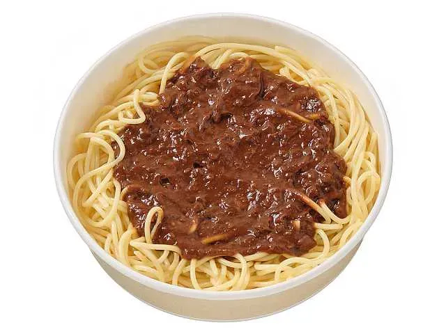 じっくり煮込んだミートパスタ